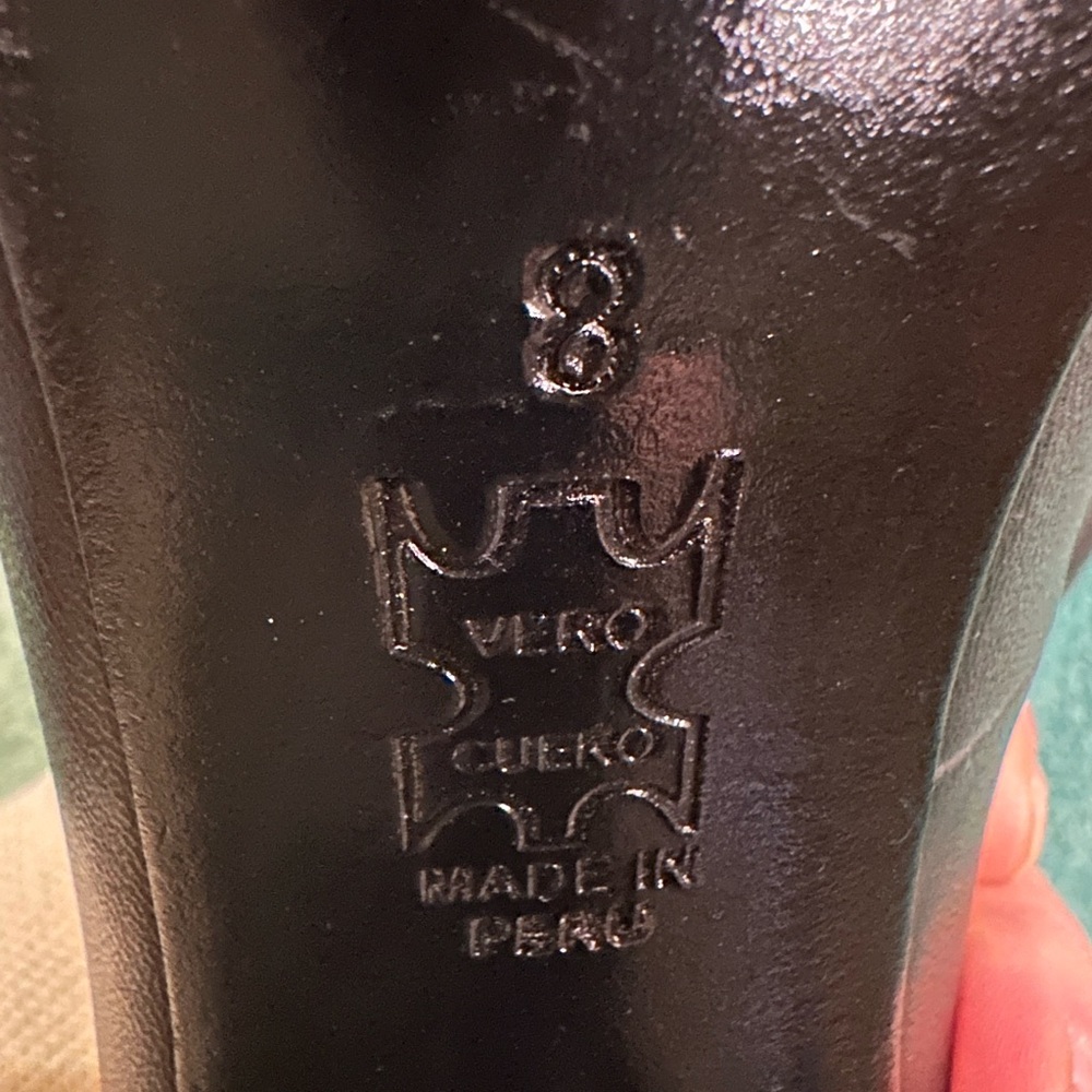 Fluevog LIKE NEW Poser Darla black asymmetrical buckle heel w/ side cutout - 8 - Picture 13 of 16